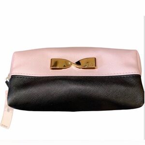 Victoria’s Secret NWT cosmetic makeup bag in pink and black with gold bow detail
